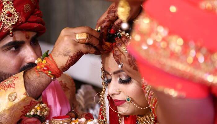 दहेज प्रथा पर निबंध - Best Dowry system essay in Hindi